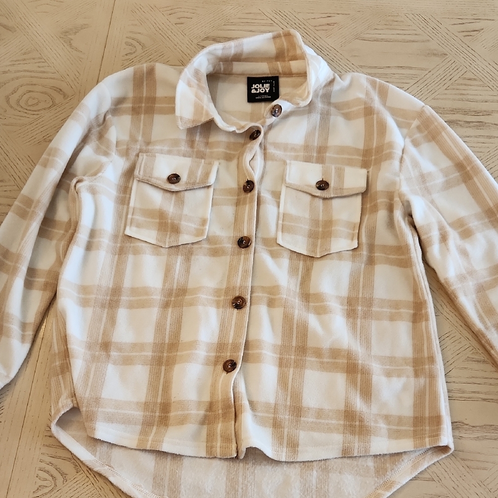 Jolie & Joy Tan and White Button Down Fleece Size L